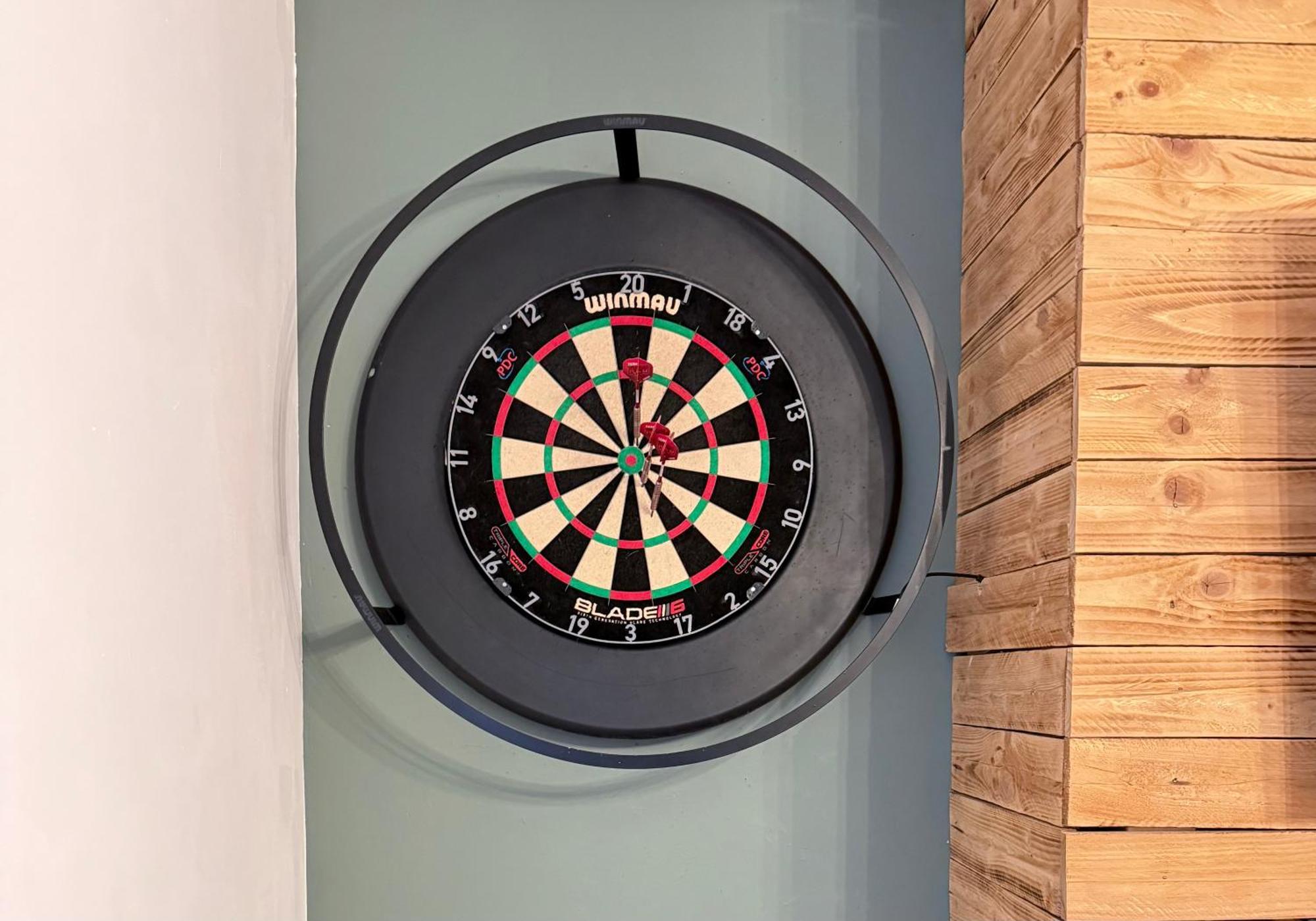 Steel Town - Comfy In With Hot Tub & Dart Board Holiday home Port Talbot